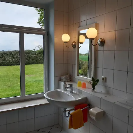 Secluded Farmhouse In Near Baltic Sea * Boiensdorf